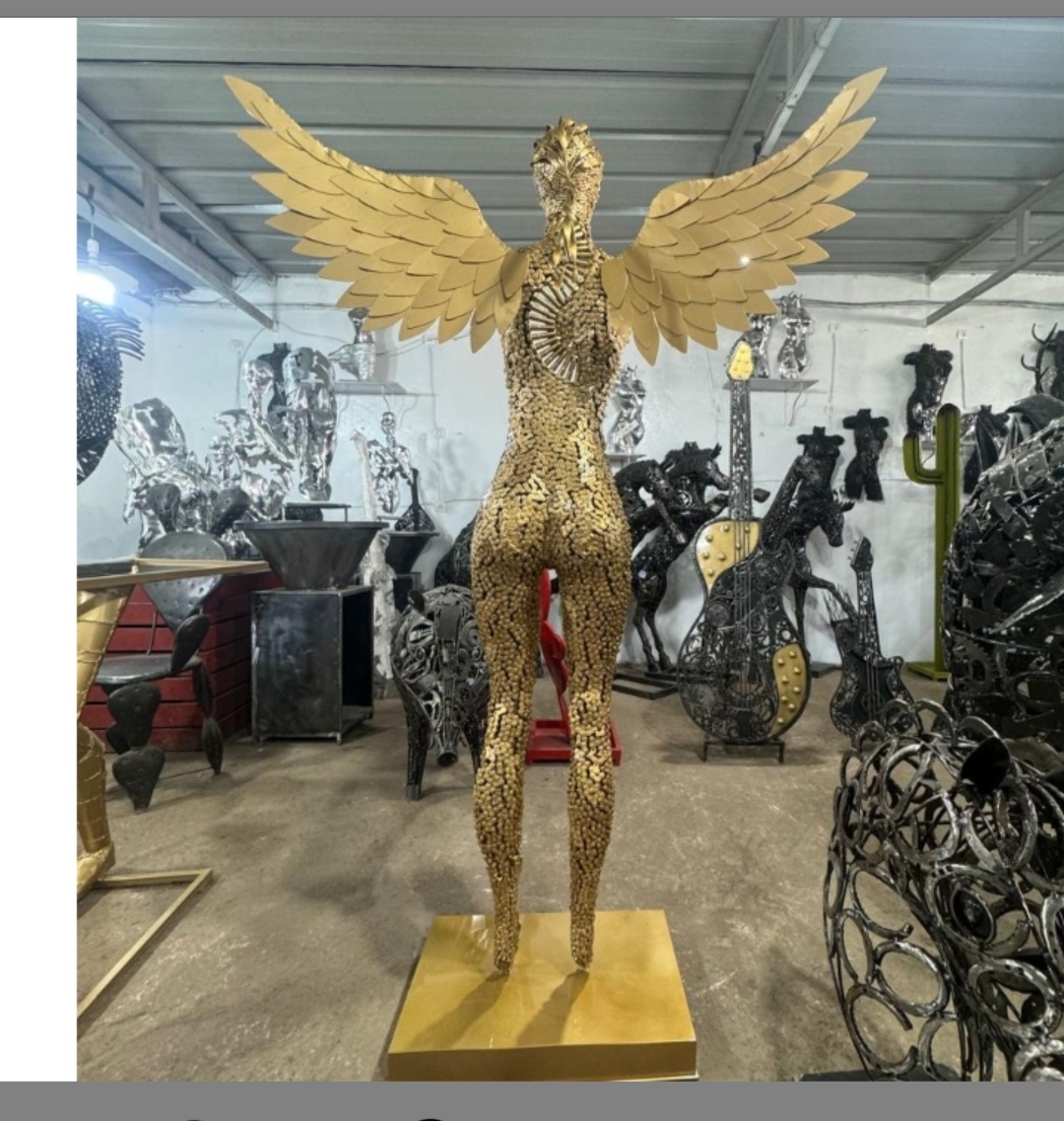 Atelier de sculptures en métal recyclé